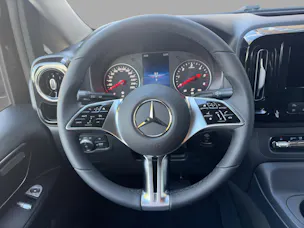MERCEDES-BENZ Vito 116 CDI Lang Tourer FAMILY 9G 4M Select