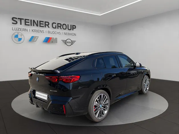 BMW iX2 eDrive 20 M Sport Pro
