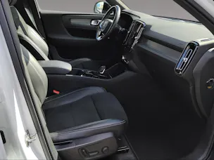 VOLVO XC40 1.5 T5 TE R-Design