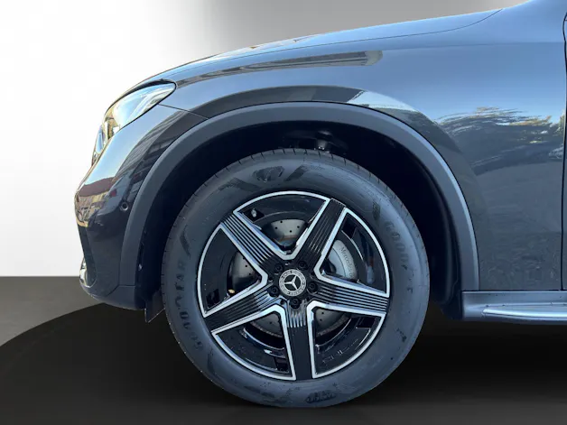 MERCEDES-BENZ GLC 300 4Matic 9G-Tronic