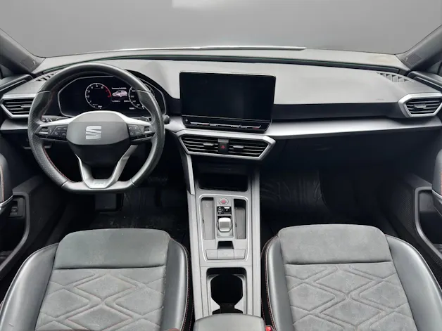 SEAT Leon ST 1.5 eTSI mHEV DSG FR