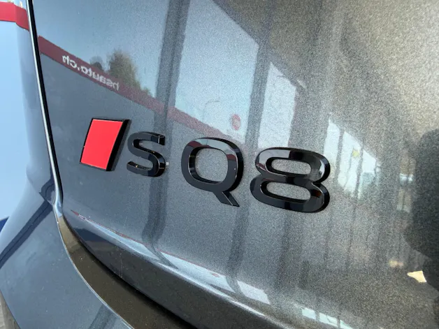 AUDI SQ8 SUV TFSI quattro tiptronic