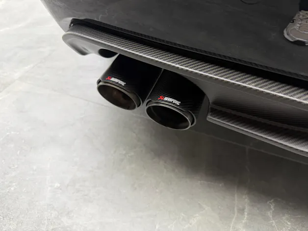 BMW X5M Edition Black Fire Steptronic / Akrapovic Abgasanlage / H&R Federn / 360° Kamera / Panoramadach / H&K Soundsystem