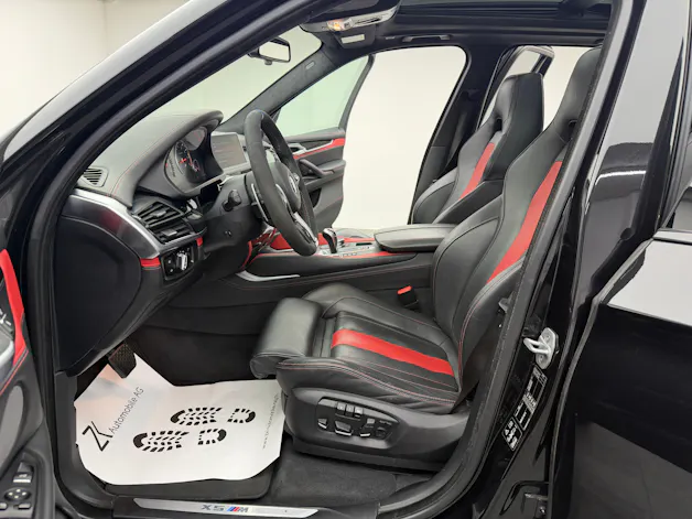 BMW X5M Edition Black Fire Steptronic / Akrapovic Abgasanlage / H&R Federn / 360° Kamera / Panoramadach / H&K Soundsystem