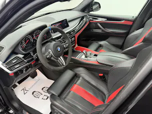 BMW X5M Edition Black Fire Steptronic / Akrapovic Abgasanlage / H&R Federn / 360° Kamera / Panoramadach / H&K Soundsystem