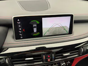 BMW X5M Edition Black Fire Steptronic / Akrapovic Abgasanlage / H&R Federn / 360° Kamera / Panoramadach / H&K Soundsystem