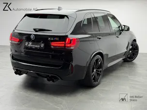 BMW X5M Edition Black Fire Steptronic / Akrapovic Abgasanlage / H&R Federn / 360° Kamera / Panoramadach / H&K Soundsystem