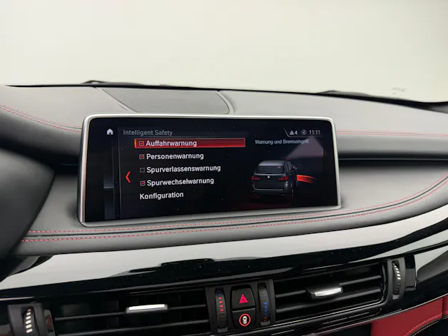 BMW X5M Edition Black Fire Steptronic / Akrapovic Abgasanlage / H&R Federn / 360° Kamera / Panoramadach / H&K Soundsystem