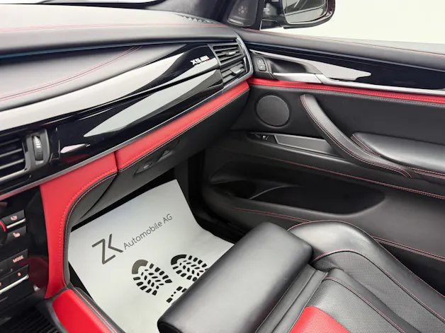 BMW X5M Edition Black Fire Steptronic / Akrapovic Abgasanlage / H&R Federn / 360° Kamera / Panoramadach / H&K Soundsystem