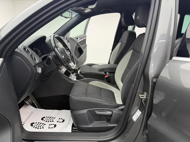 VW Tiguan 2.0 TDI BMT CUP ABT 205PS 4Motion DSG / RF-Kamera / Navi / PDC / DAB / AHK-Schwenkbar /