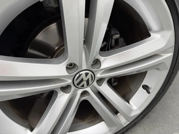 VW Tiguan 2.0 TDI BMT CUP ABT 205PS 4Motion DSG / RF-Kamera / Navi / PDC / DAB / AHK-Schwenkbar /
