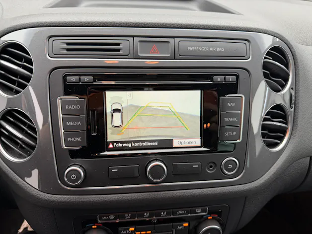 VW Tiguan 2.0 TDI BMT CUP ABT 205PS 4Motion DSG / RF-Kamera / Navi / PDC / DAB / AHK-Schwenkbar /