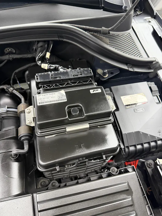 VW Tiguan 2.0 TDI BMT CUP ABT 205PS 4Motion DSG / RF-Kamera / Navi / PDC / DAB / AHK-Schwenkbar /