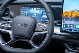 BYD Sealion 7 91,3 kWh Excellence AWD / Panoramadach / Head-Up Display / 360° Kamera