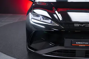 BYD Sealion 7 91,3 kWh Excellence AWD / Panoramadach / Head-Up Display / 360° Kamera