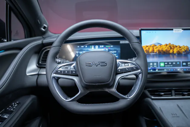 BYD Sealion 7 91,3 kWh Excellence AWD / Panoramadach / Head-Up Display / 360° Kamera