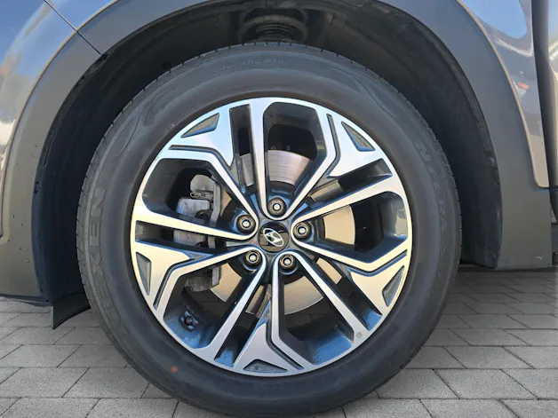 HYUNDAI Santa Fe 2.2 CRDI Vertex 4WD Automatic 7-Sitzer