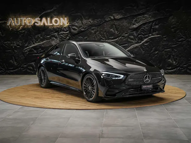 MERCEDES-BENZ CLA 200 d AMG Night Edition *ALL BLACK*Facelift*Ambientebeleuchtung*