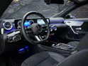 MERCEDES-BENZ CLA 200 d AMG Night Edition *ALL BLACK*Facelift*Ambientebeleuchtung*