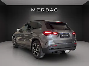 MERCEDES-BENZ GLA 250 4MATIC Swiss Star