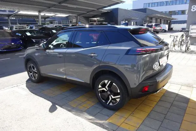 PEUGEOT 2008 1.2 145 MHEV GT