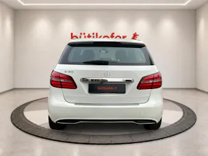 MERCEDES-BENZ B-Klasse W246 B 180 Style