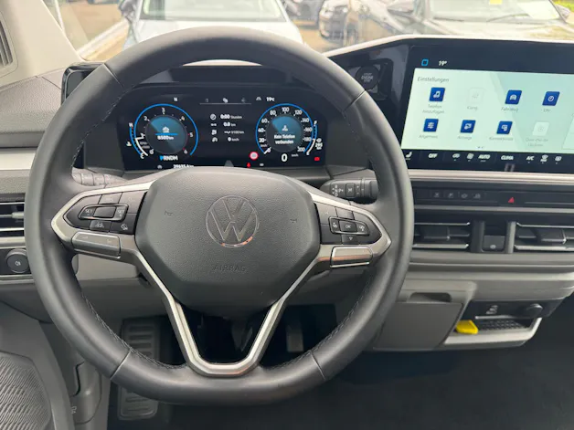 VW Caravelle 2.0 TDI Life