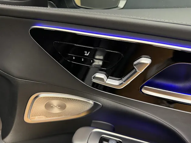 MERCEDES-BENZ C 220 d 4M - SwissStar - AMG / DISTRONIC / 360 Grad Kamera / Leder Nappa / Hinterachslenkung