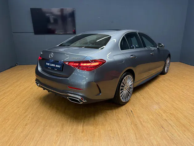MERCEDES-BENZ C 220 d 4M - SwissStar - AMG / DISTRONIC / 360 Grad Kamera / Leder Nappa / Hinterachslenkung