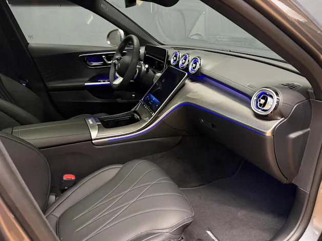 MERCEDES-BENZ C 220 d 4M - SwissStar - AMG / DISTRONIC / 360 Grad Kamera / Leder Nappa / Hinterachslenkung