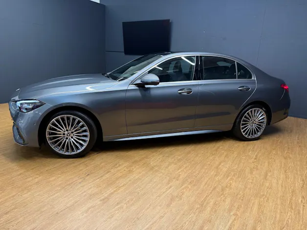 MERCEDES-BENZ C 220 d 4M - SwissStar - AMG / DISTRONIC / 360 Grad Kamera / Leder Nappa / Hinterachslenkung
