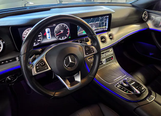 MERCEDES-BENZ E 400 AMG Line 4matic Coupé
