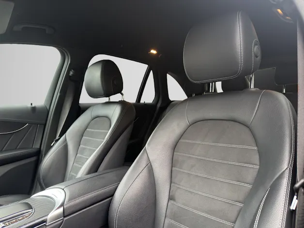 MERCEDES-BENZ GLC 200 AMG Line 4Matic