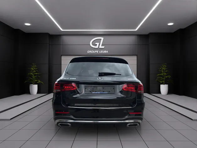 MERCEDES-BENZ GLC 200 AMG Line 4Matic