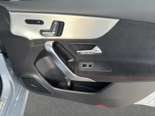 MERCEDES-BENZ A 220 4M - AMG / DISTRONIC / 360 Grad Kamera / Leder-Paket / Winter-Paket / Night-Paket