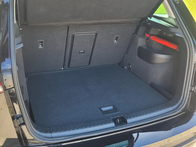 SKODA Karoq 2.0 TDI CR Selection 4x4 DSG *Anhängerkupplung+Garantie*
