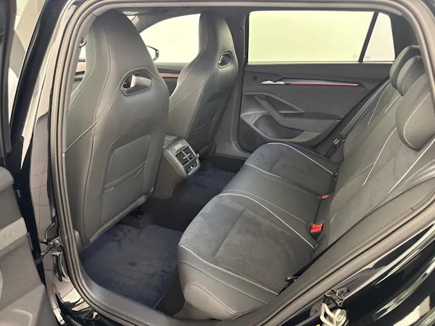 SKODA Superb 2.0 TSI Sport. 4x4 DSG