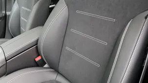 MERCEDES-BENZ GLA 250 4MATIC Swiss Star