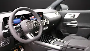 MERCEDES-BENZ GLA 250 4MATIC Swiss Star