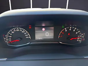 PEUGEOT 208 1.2 Active