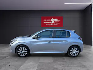 PEUGEOT 208 1.2 Active