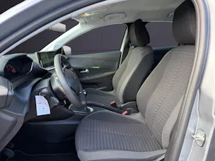 PEUGEOT 208 1.2 Active