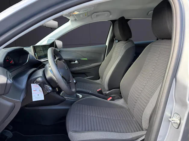 PEUGEOT 208 1.2 Active