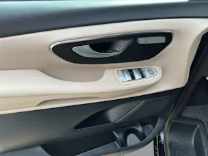 MERCEDES-BENZ Marco Polo 250 d 4M A
