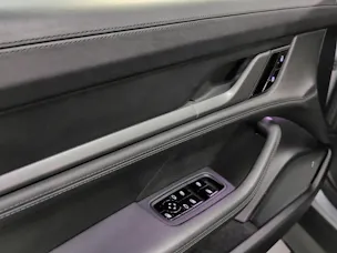 PORSCHE Taycan 4S
