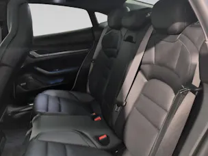 PORSCHE Taycan 4S