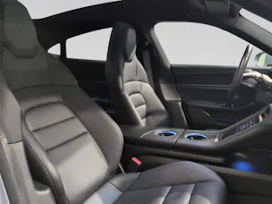 PORSCHE Taycan 4S