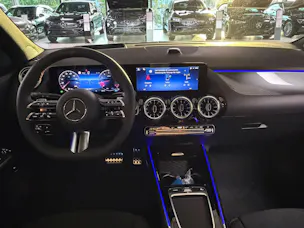 MERCEDES-BENZ GLA 250 4Matic 8G-DCT Swiss Star