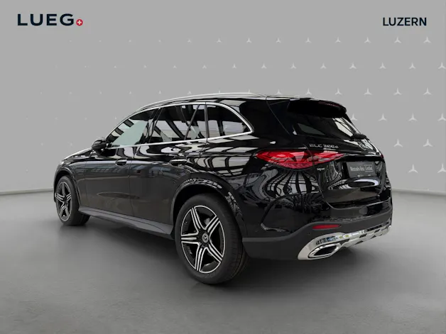 MERCEDES-BENZ GLC 300 d 4Matic AMG Line 9G-Tronic