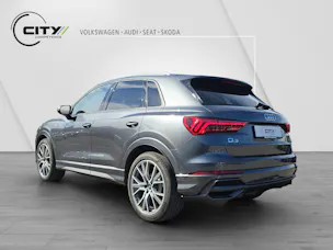 AUDI Q3 2.0 40 TDI S line quattro S-Tronic